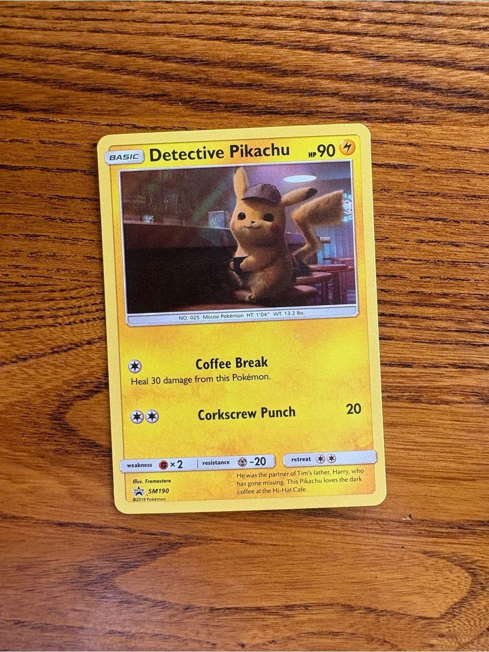 Detective Pikachu Pokémon Card